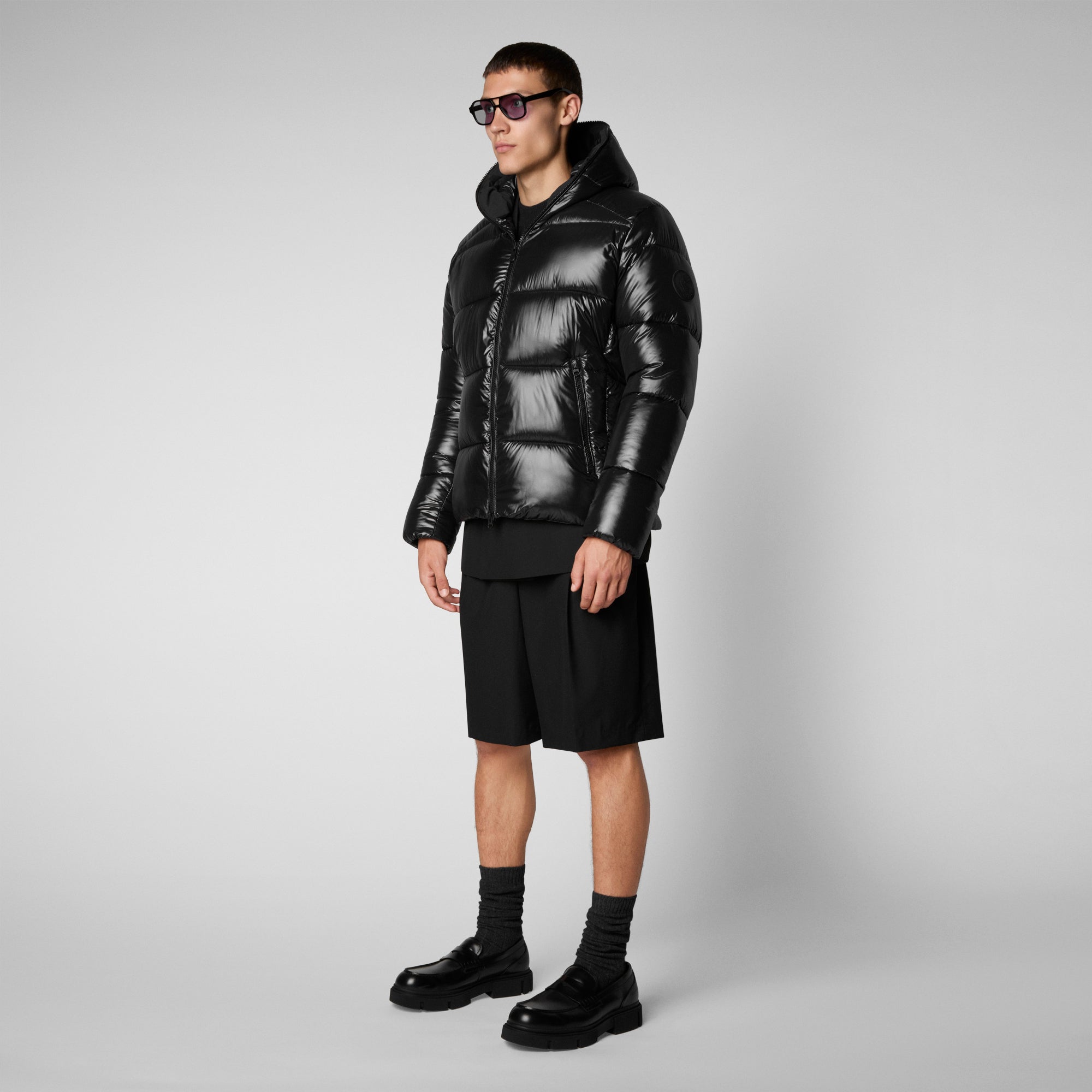 Puffer jacket hot sale black shiny