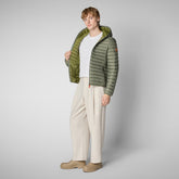 Animal-free herren-steppjacke Donald mit kapuze in swamp green | Save The Duck