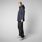 Animal-free damen-steppjacke Drimia mit kapuze in Blauschwarz - DAMEN FW24 NEW IN | Save The Duck