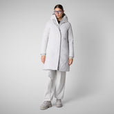 Woman's hooded parka Sienna in fog grey | Save The Duck